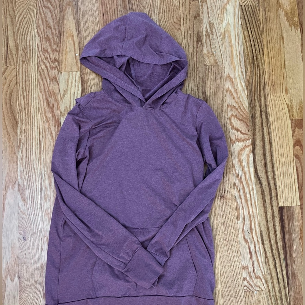 Runway pullover hoodie.  quick dry. Moisture wicking